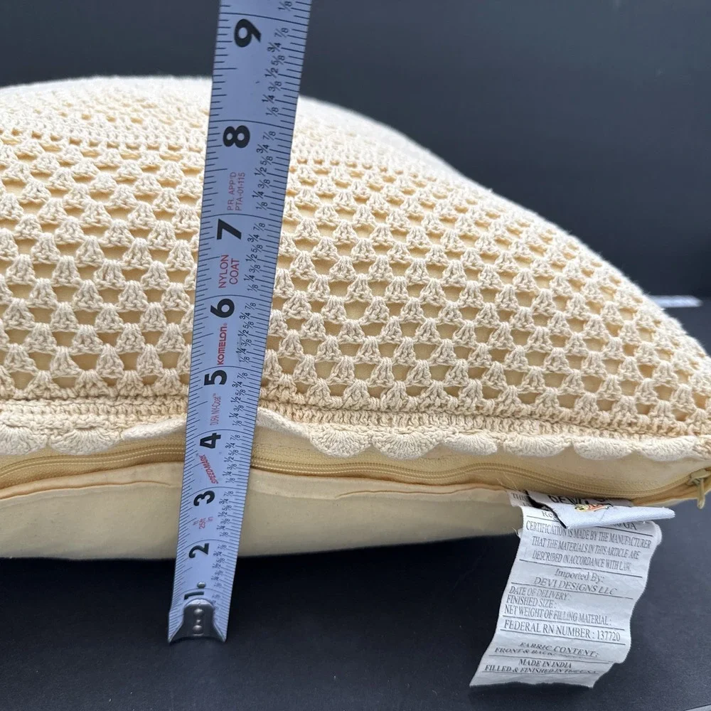 Vtg Star Crochet Devi Designs Feather Filled Pillow Back  Zipper‎ Closure
